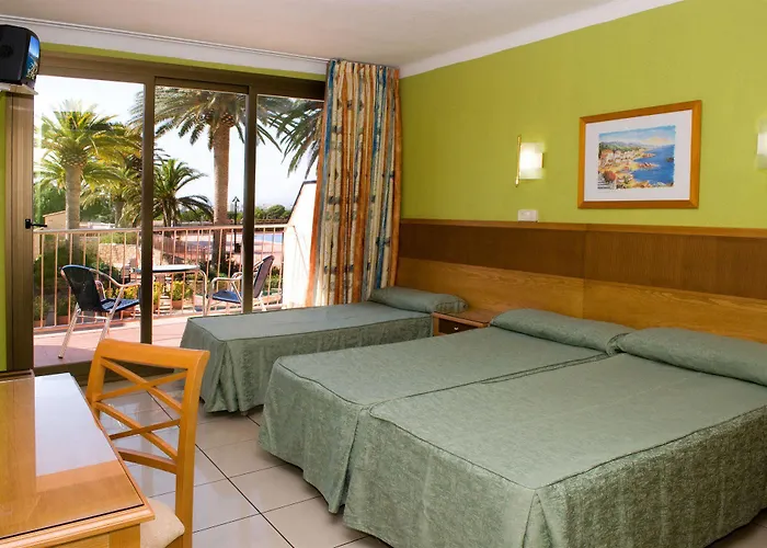 San Carlos 4* רוזס