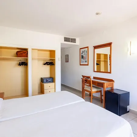 Bakour Costa Brava מלון רוזס