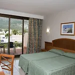 Bakour Costa Brava מלון רוזס