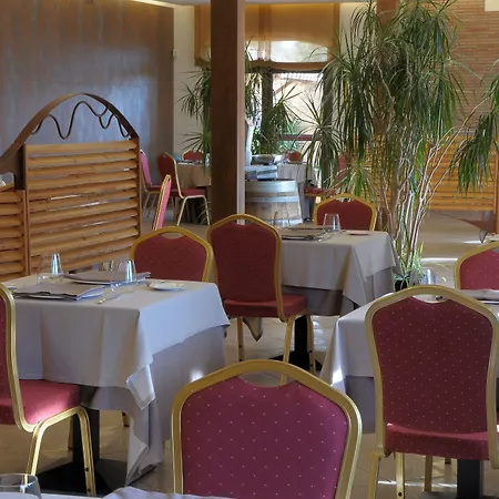 호텔 Bakour Costa Brava 4*
